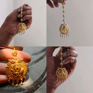 Elegant Gold Maang Tikka
