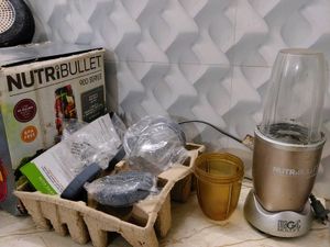 NutriBullet 900 Series Blender. 900W