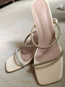 Retro walk Sparkling Strappy Heels