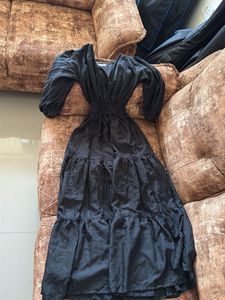 Elegant Black Tiered Midi Dress