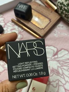 NARS mini translucent powder