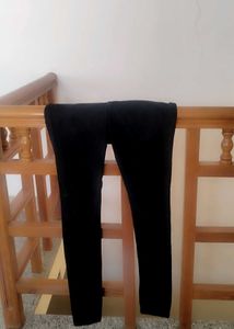 Black Skinny Jeans size 30