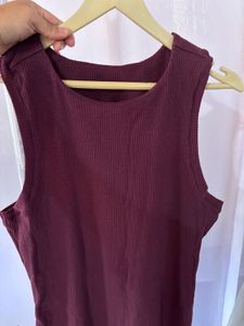 ❌Sale❌UCB Brand Burgundy Ribbed Bodycon Dress