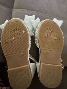 Sparkly Bow Sandals for Girls