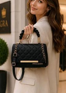 Chic Quilted Handbag with Chain Strap