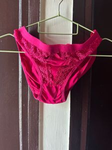 Beautiful Lace Bra &amp; Panty Set
