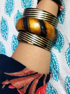 Set of 4 Bracelets - Rhinestone, Black & Gold