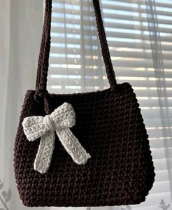 Chic Crochet Shoulder Bag with Bow