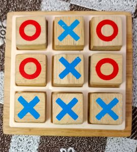 New Piece Chess + Tictactoe Is Wooden