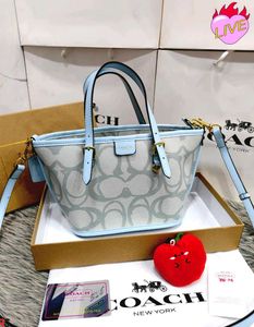 COACH* *TAXI TOTE BAG 21 IN SIGNATURE CANVAS*
