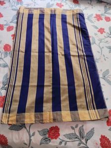 Handloom Cotton Blue Saree with Golden Border✨🔥