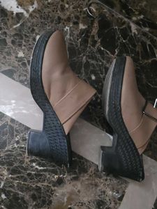 Comfortable Beige Clogs
