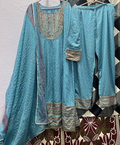 Elegant Blue Embroidered Kurta Set