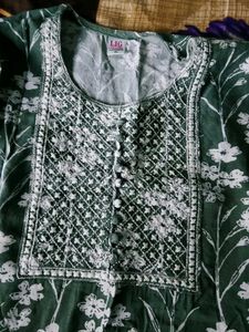 Green Floral Print Kurta with Embroidery