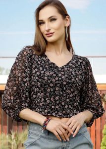 Floral Print V-Neck Crop Top