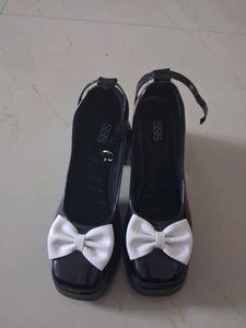 Cute Black Jelly heels with White Bows