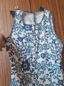 Floral Tank Top - Summer Ready!