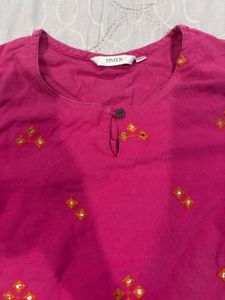 Vibrant Pink Kurta with Gold Embellishments