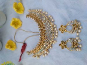 Exquisite Kundan &amp; Pearl Choker Set