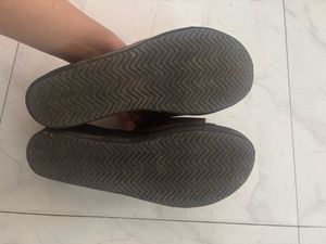 Toe separated Copper Flat Sandals
