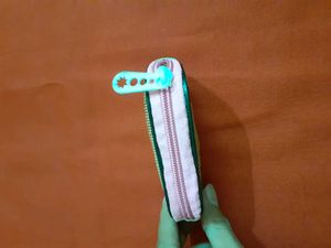 Small Zipper Wallet for Ladies/ Women