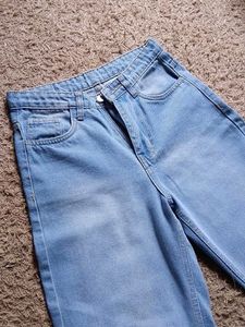 Light Wash Ripped Wide Leg Jeans