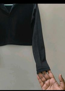 Black Cropped Collared Top