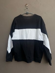 Black &amp; White Colorblock Sweatshirt