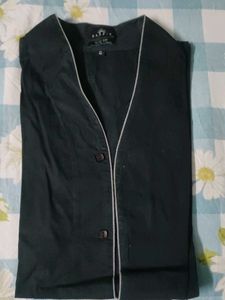 Men's Dark Green Button-Up Shirt