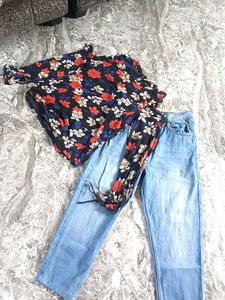 💗🥳top and jeans combo🥳💗
