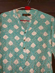 Mint Green Patterned Tunic Top☘️