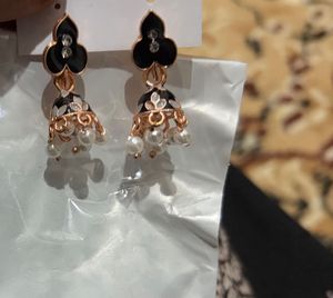 Black &amp; Gold Jhumka Earrings with Pearls