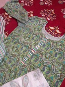 Green Paisley Print Kurta Set with Dupatta