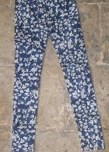 H &amp; M Floral Skinny Jeans