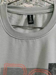 Stylish Graphic Print Sweatshirt