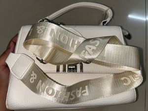 Trendy White Mini Shoulder Bag | Cute &amp; Stylish