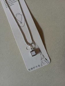 Silver white stone pendent