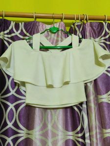 Cute White Crop Top🤍