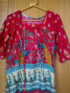 Vibrant Peacock Print Kurta