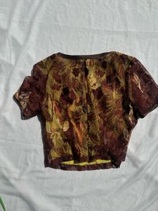 Unique Floral Print Cropped Top