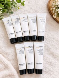 Minimalist Light Fluid SPF 50 Face Sunscreen