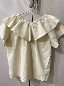 Chic Ruffled Off-Shoulder Top