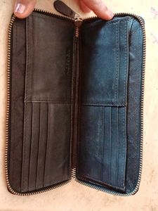 Hide Design Black Wallet