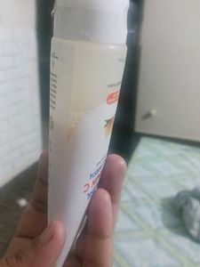 The Mom's Co Natural Vitamin C FAce Wash