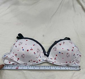 Cute Cherry 🥰&amp; Lipstick Print Bra