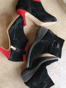 Stylish Black Ankle Boots