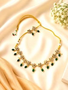 Handmade kundan Elegant Floral Necklace Set