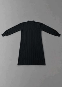BLACK RIBBED HIGH NECK FLARED SWEATER DRESS