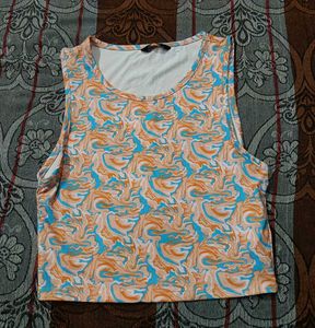 Trendy Marble Print Sleeveless Crop Top