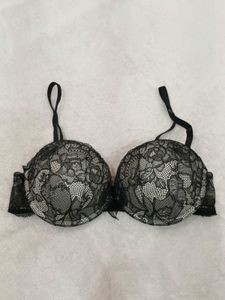 bombshell pushup bra 34B